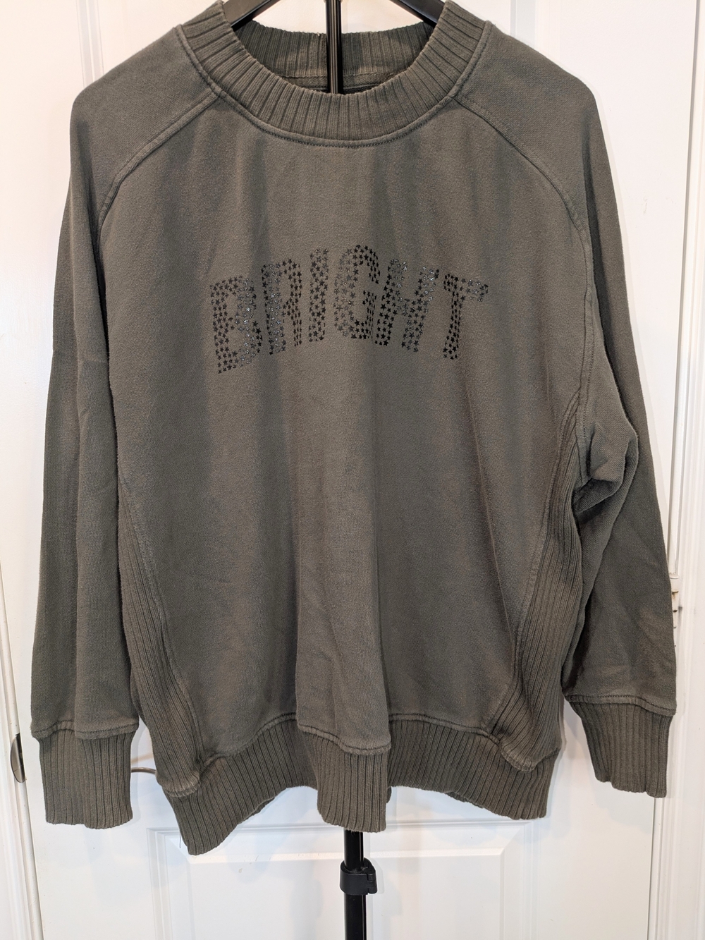 Aerie Medium Oversized BRIGHT Graphic Sweatshirt Washed Charcoal Pullover